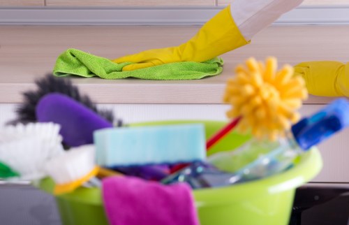 Final resolution of a cleaning service complaint